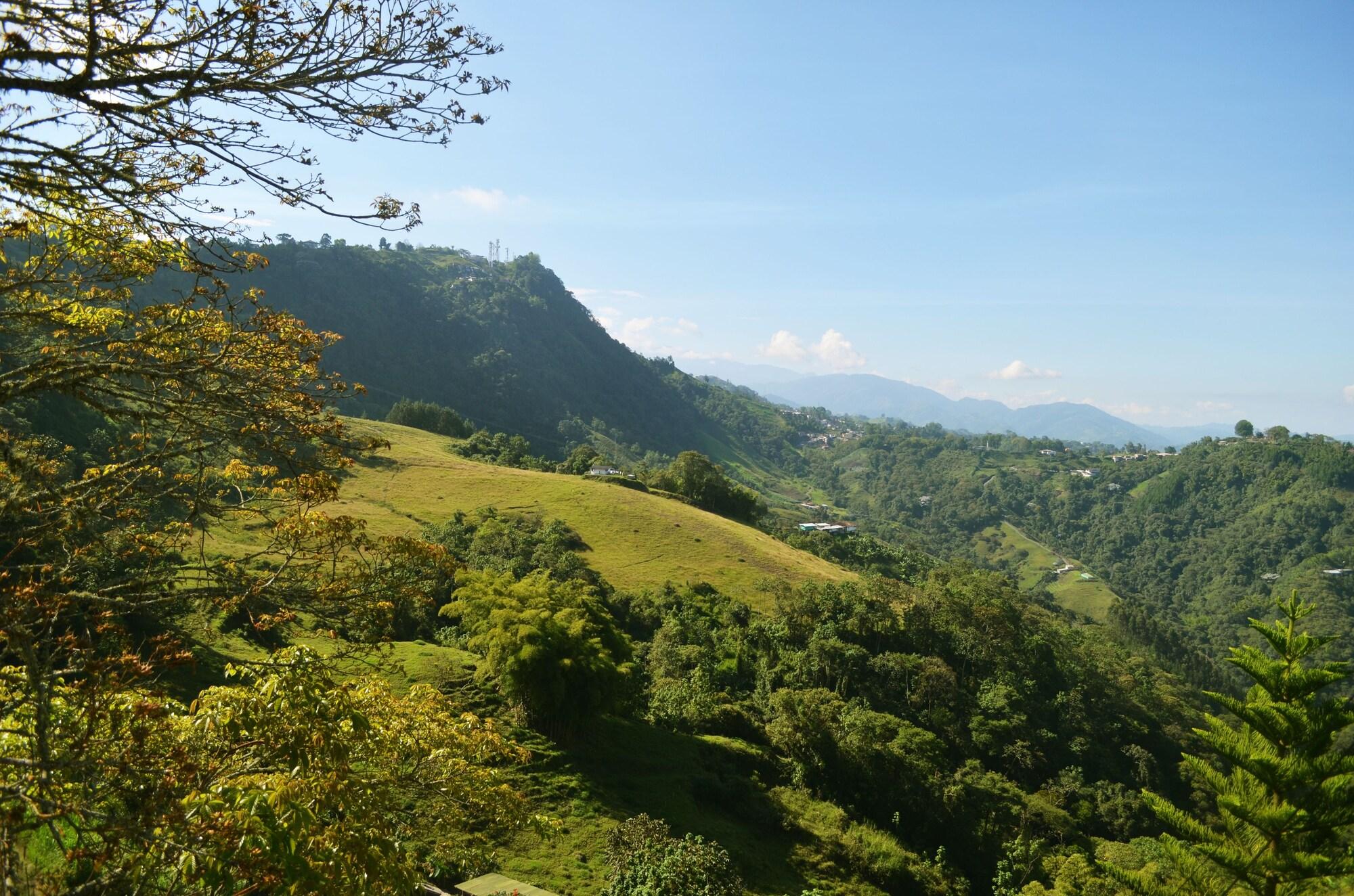 Eco Lodge La Juanita 马尼萨莱斯 外观 照片