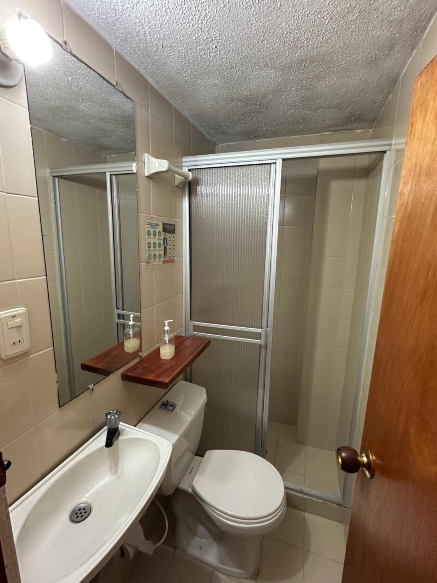 Eco Lodge La Juanita 马尼萨莱斯 外观 照片