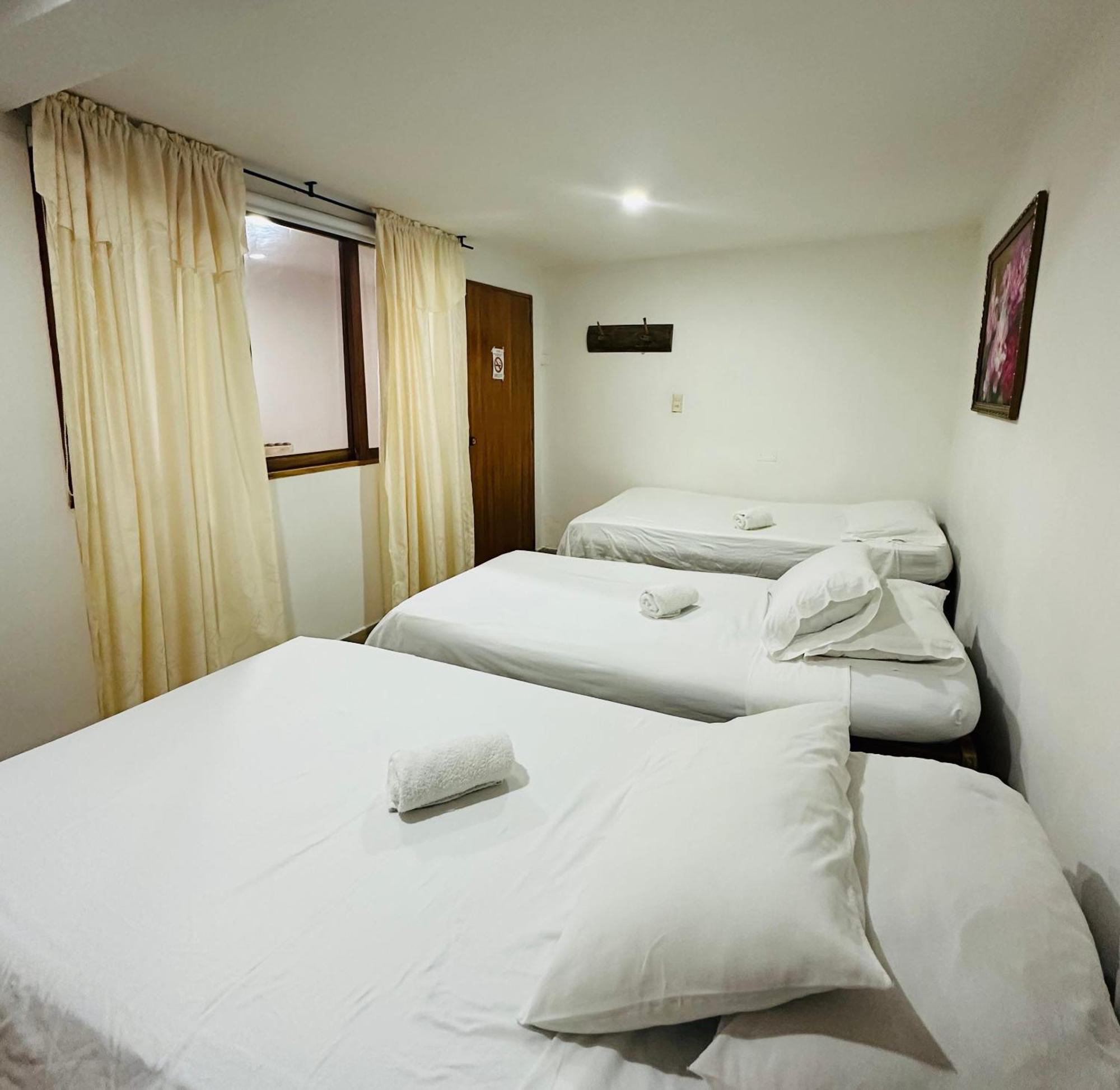 Eco Lodge La Juanita 马尼萨莱斯 外观 照片