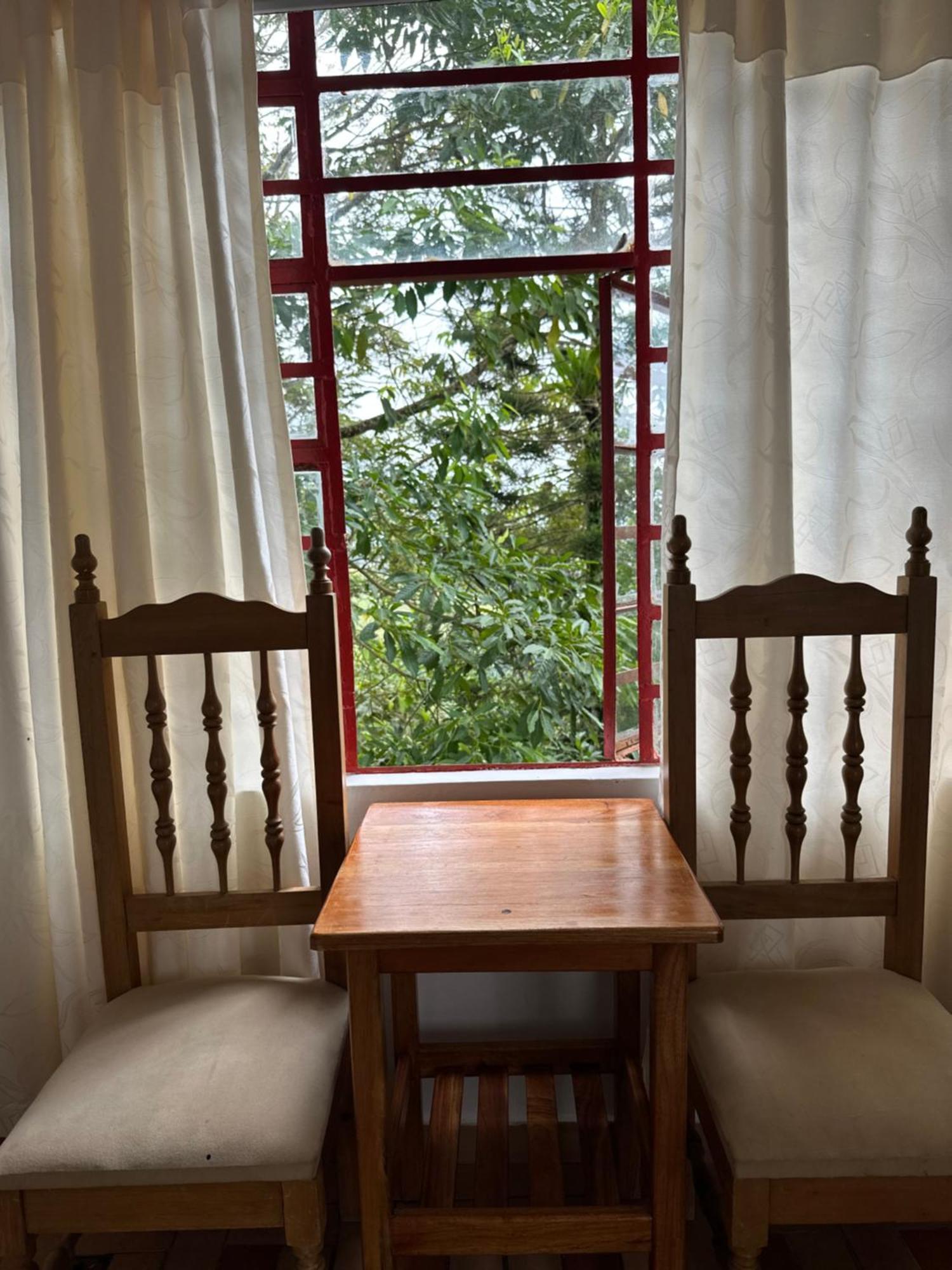 Eco Lodge La Juanita 马尼萨莱斯 外观 照片