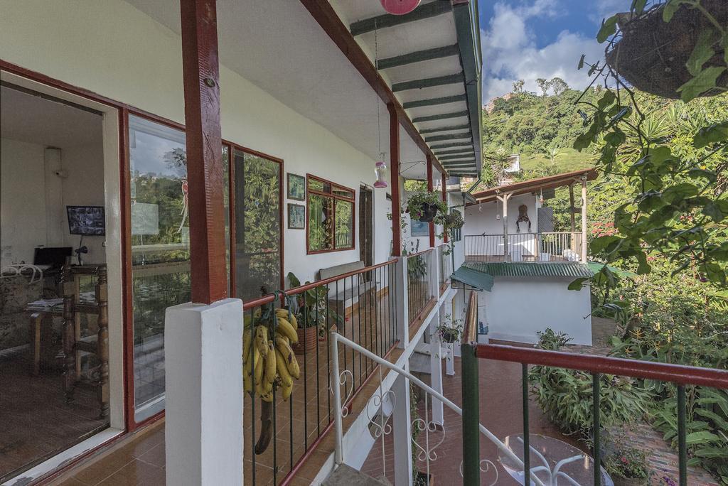 Eco Lodge La Juanita 马尼萨莱斯 外观 照片